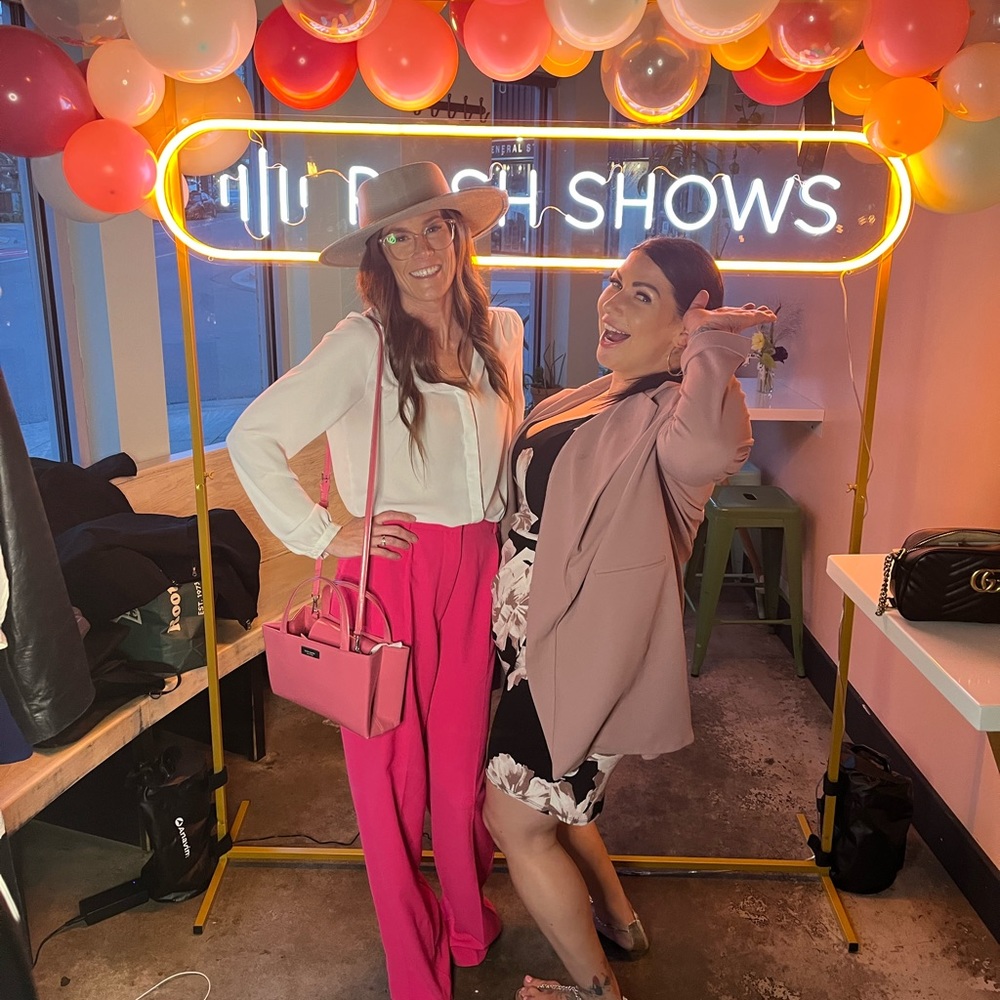 ❤️Live Show Notification❤️ - Picture 4 of 6